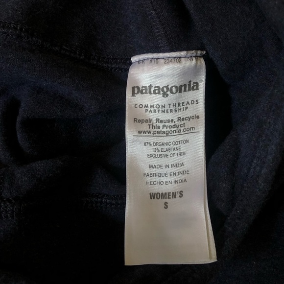 Patagonia Navy Blue Cropped Leggings - Picture 6 of 9